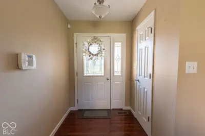 2230 Roaming Hills Drive, Richmond - 11