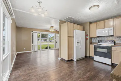 4545 Brittany Drive, Indianapolis - 10