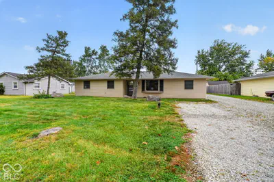 10194 Edgewood Road, Brownsburg - 2