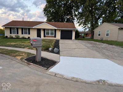 80 Bryant Court, Franklin