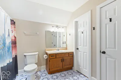 1922 W 246th Street, Sheridan - 30