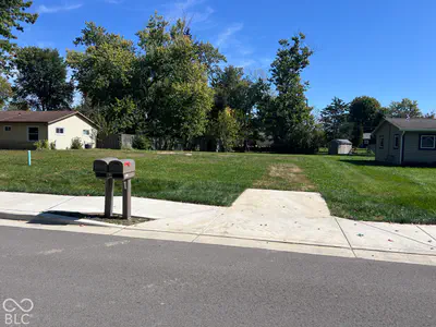 1013 Auman Drive, Carmel - 2