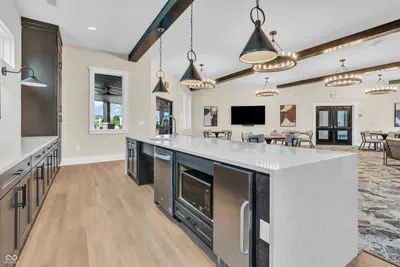 16105 Showdown Road, Noblesville - 48