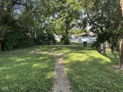 1462 N Gladstone Avenue, Indianapolis - 15