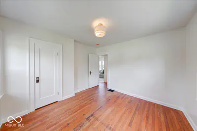 102 N Sheridan Avenue, Indianapolis - 22