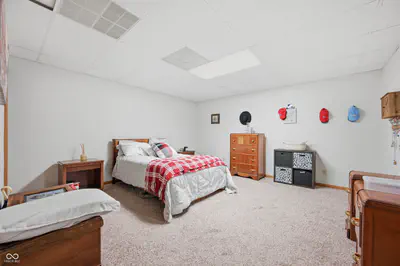 209 Copperwood Court, Muncie - 31