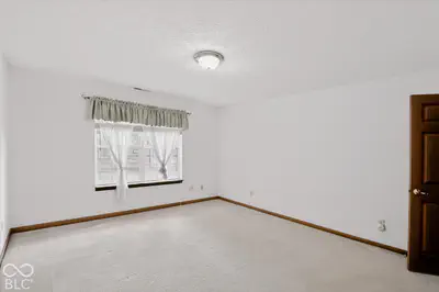 1495 Hedge Court, Greenfield - 35