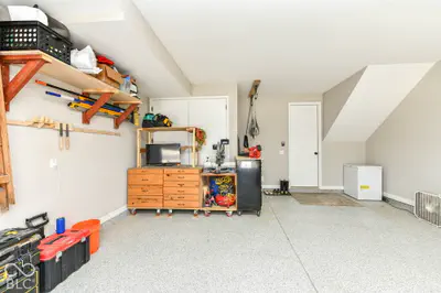 7287 Bayview Run, McCordsville - 29