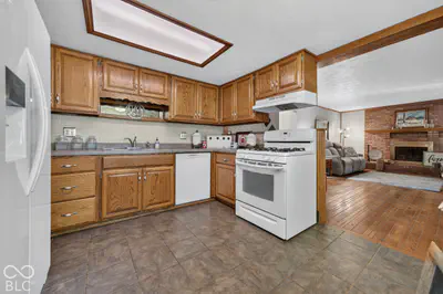 3092 State Road 17, Logansport - 9
