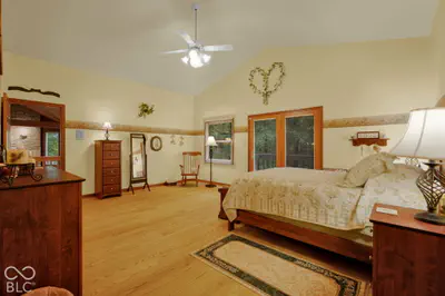 7620 Hall Road, Monrovia - 32