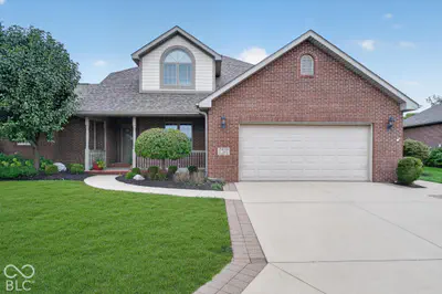 5102 Stonebridge Drive, Muncie