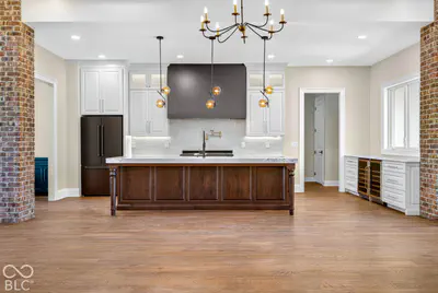 1221 Beechtree Lane, Franklin - 10