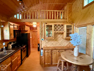 8900 Island Pond Road, Quincy - 42
