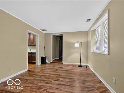 1025 Helen Drive, Indianapolis - 6