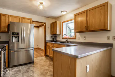 8316 Hunters Meadow Way, Indianapolis - 9