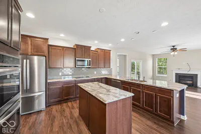 21323 Wharfdale Drive, Noblesville - 13