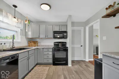 5754 Pemberly Drive, Indianapolis - 10