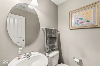 6306 Curlew Lane, Zionsville - 19