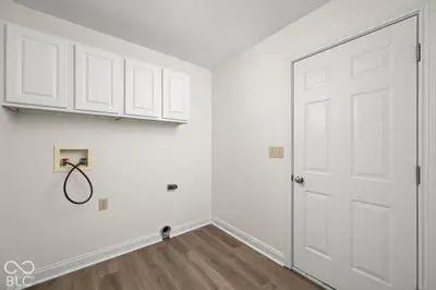 2420 E Mill Stream Drive, Greenfield - 32