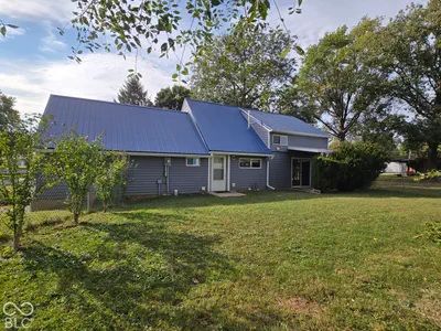 145 Hill Avenue, Knightstown - 36