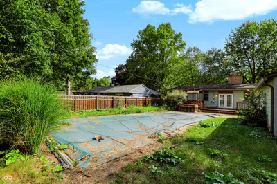 6410 Oxford Street, Indianapolis - 37