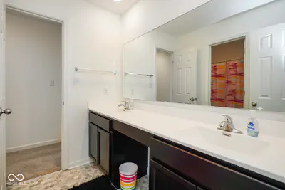 6602 W Whispering Way, Greenfield - 40