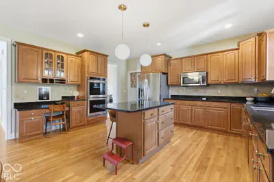 13348 Kickapoo Trail, Carmel - 18