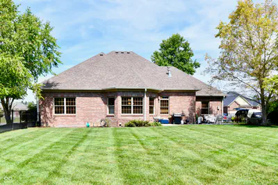 355 Connecticut Circle, Indianapolis - 4