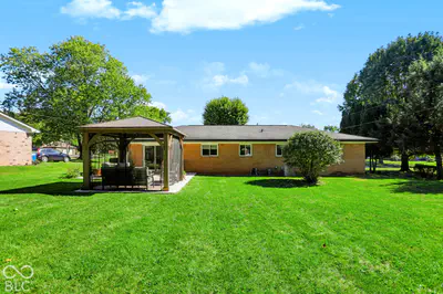 8150 Hi Vu Drive, Indianapolis - 24
