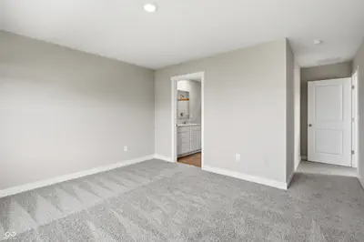 6162 Wasco Drive, Whitestown - 13
