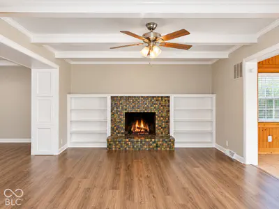 7053 Grosvenor Place, Indianapolis - 9