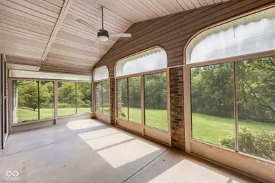 22110 Beacon Street, Metamora - 10
