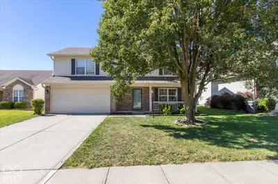 5526 Burning Tree Court, Indianapolis