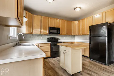 6843 Thousand Oaks Lane, Indianapolis - 35