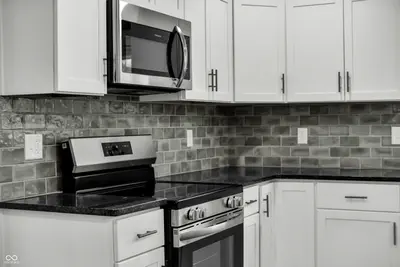 6850 Base Road, North Vernon - 10