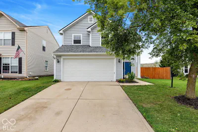 5228 Waterton Lakes Drive, Indianapolis