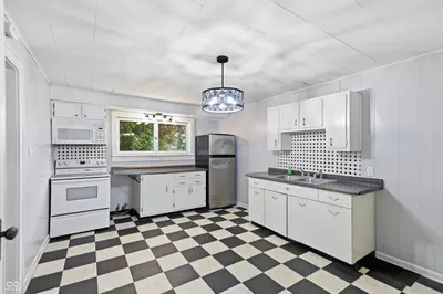 9140 Hamilton Avenue, Indianapolis - 8
