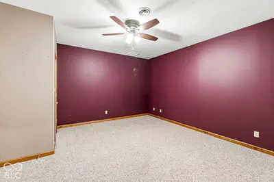 1332 S Oak Ridge Lane, Crawfordsville - 34