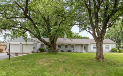 831 North Drive, Seymour