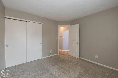 9226 Homeside Drive, Indianapolis - 16