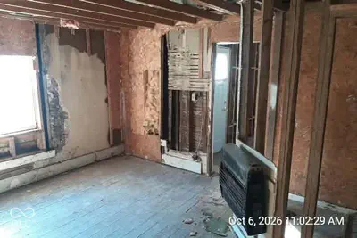 110 E South Street, Shelbyville - 8