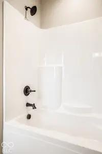 15721 Vantage Court, Westfield - 36