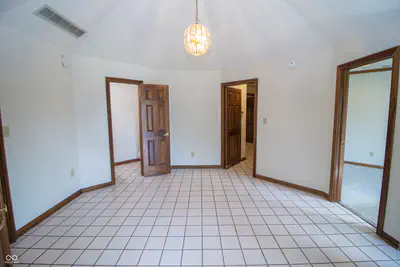 620 Heatherwood Court, Noblesville - 11