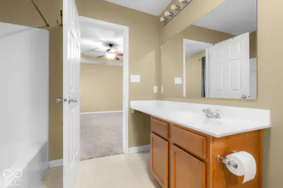 2322 Middle View Drive, Columbus - 34