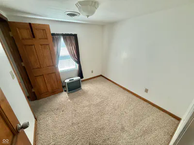 1015 Raymond Street, Brownstown - 14