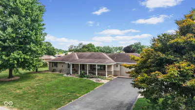 885 Broadway North Drive, Plainfield - 9