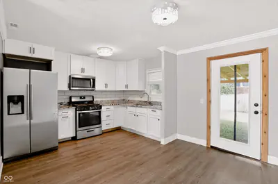 5530 Marilyn Road, Indianapolis - 8