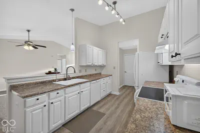 17214 Meggs, Westfield - 14