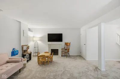 9412 Timber View Drive, Indianapolis - 34