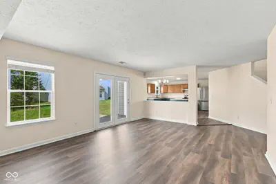 6538 Abby Lane, Zionsville - 17